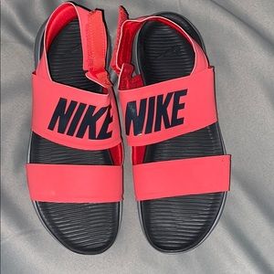 Nike Shoes - Nike Sandals Nike Shoes - Nike Sandals